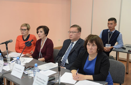 В Алматы обсудили проблемы развития отрасли по управлению промышленными и коммунальными отходами в рамках выставки EcoTech-2015